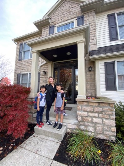 Lindsay Lee, wife, mom, operations manager, project manager, goal crusher