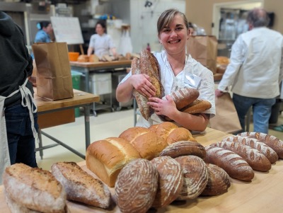 Anna - baker, business owner, CEO of Anna Bakes Things